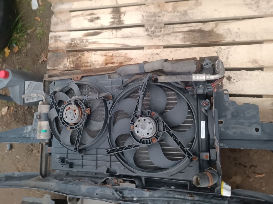 Телевізор установлена панель Scoda Octavia tur 1,8 1,9 шкода октавія