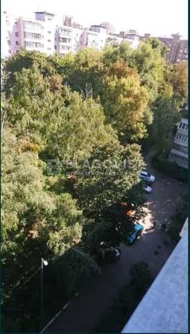 Продам 3кімн.квартиру Коновальця Євгена, 35  63 кв.м   ст.М"Печерська"