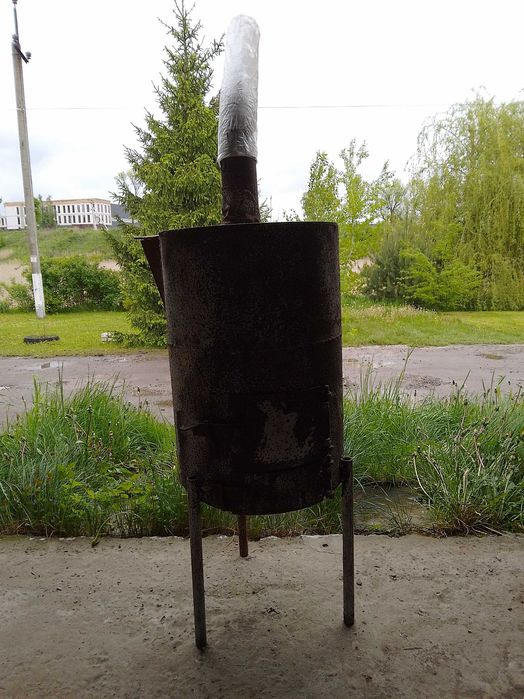 Буржуйка пічка на дровах