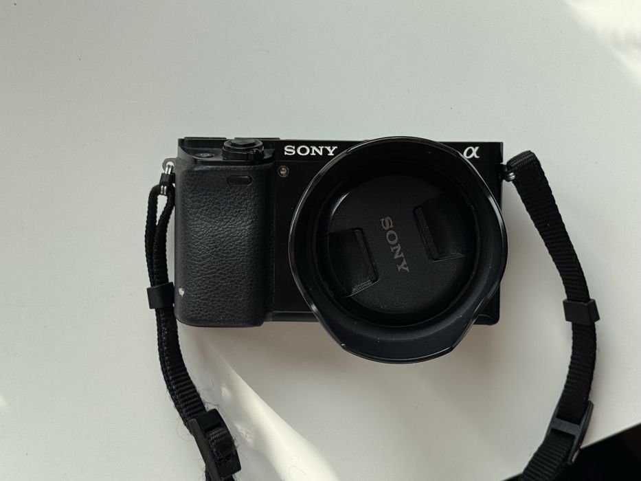 Sony A6000 body czarny 31k przebiegu dobry stan