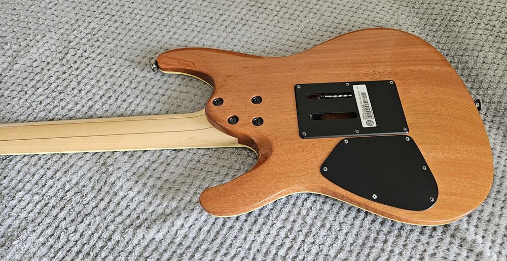 Ibanez Prestige S6570SK STB Made in Japan + case pod S-kę, lo-pro edge