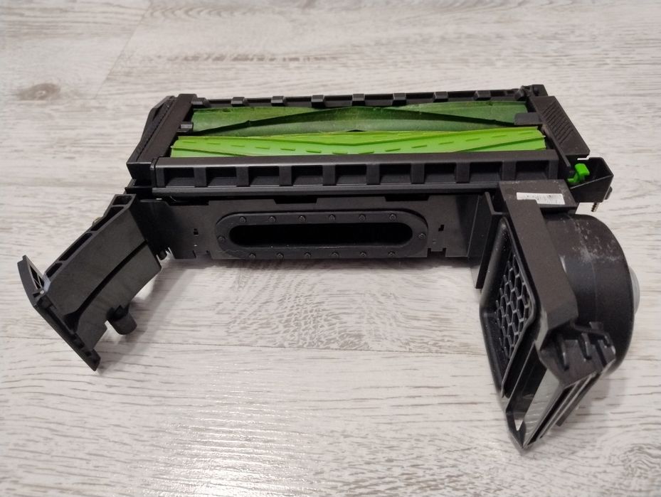 Sprawny Moduł głowicy czyszczącej z wałkami i Turbiną Irobot Roomba e5