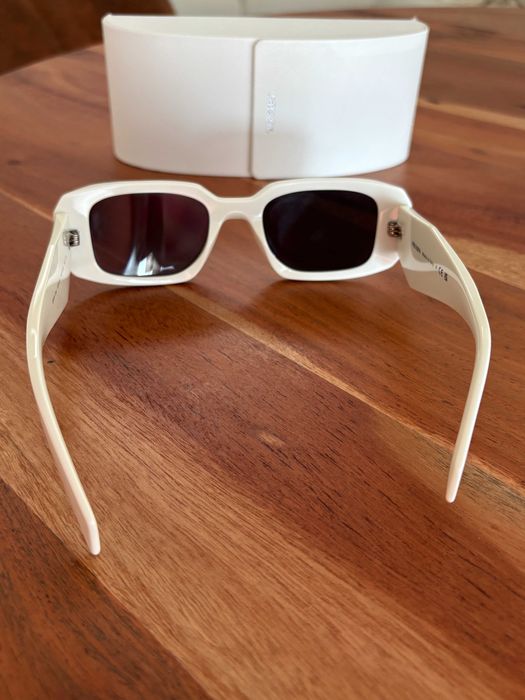 Óculos de Sol Prada Symbole