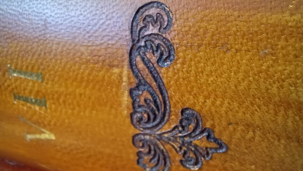 Włoski stolik boczny Vintage