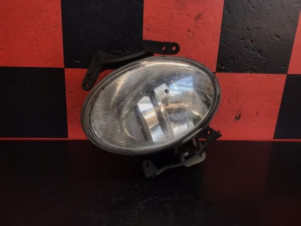 Farol nevoeiro frente esquerdo HYUNDAI Santa Fé II (CM)