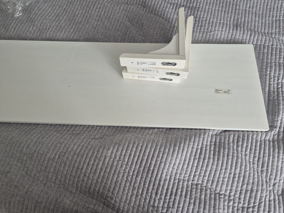 Półka ścienna biała IKEA Tranhult + 3 wsporniki Ramshult