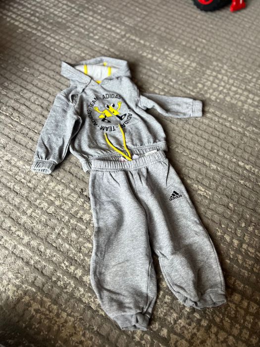 Спортивний костюм adidas утеплений