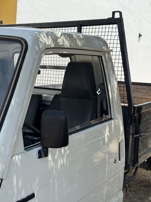 Mazda EE2200 PickUp