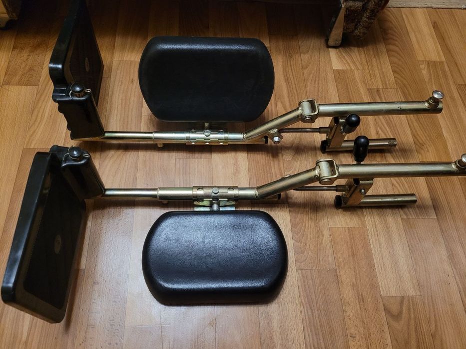 Подножки к инвалидной коляски