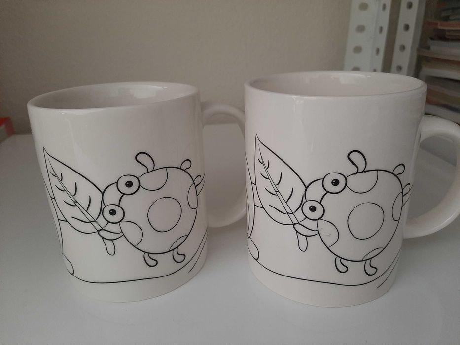 2 Paintable Mugs437073534550036482