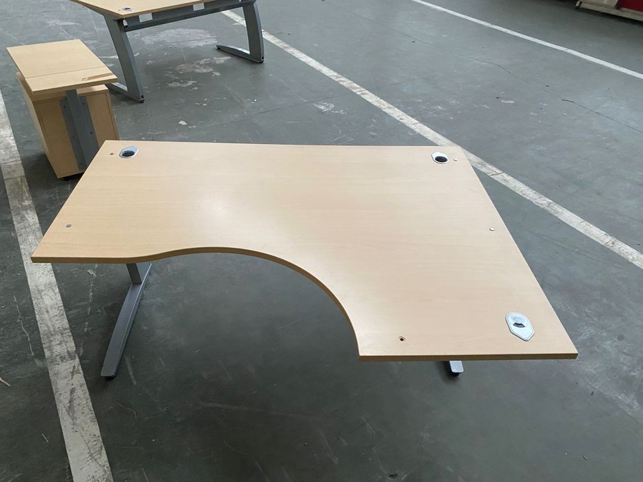 Biurka narożne 160/120 stelaż metalowy, Lewe i Prawe , POLEASINGOWE