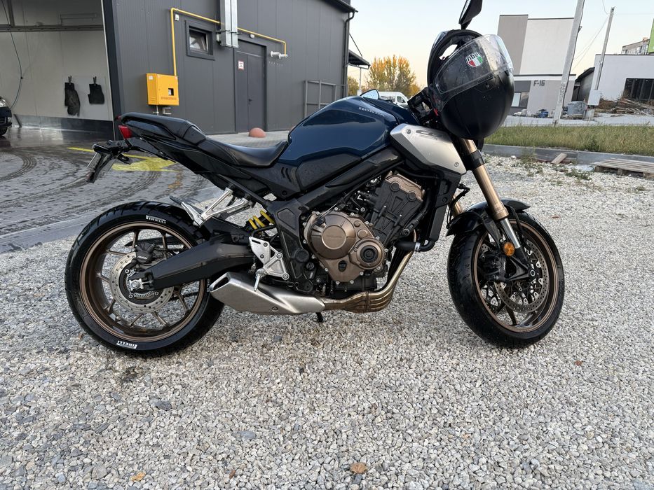 мотоцикл Honda CB 650 R