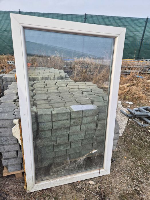 Okno plastikowe stale 79x135