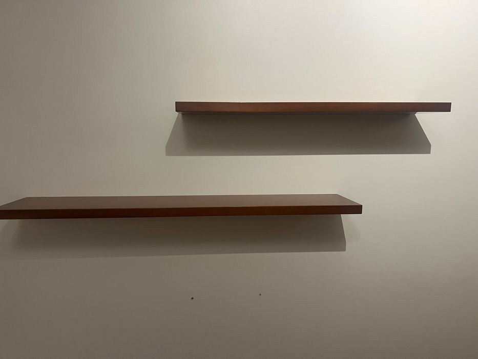 Móvel tv e prateleiras