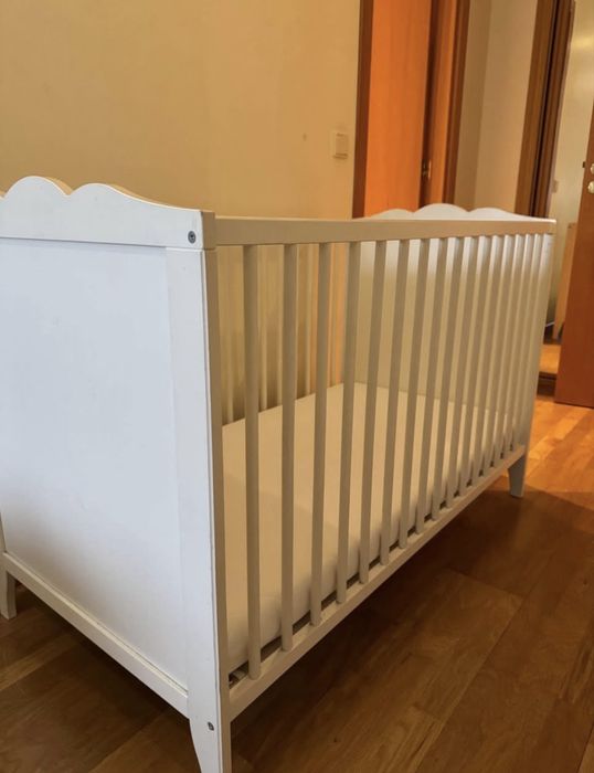 Berço e Colchão para bebe