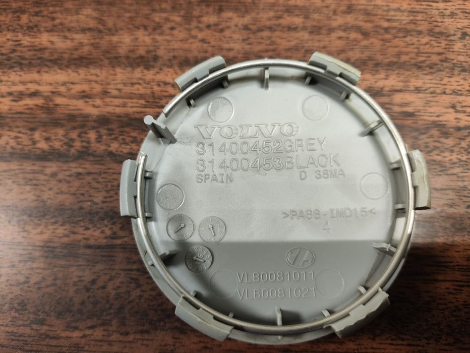 Ковпачки на диски Volvo xc60 xc70 оригінал 64мм