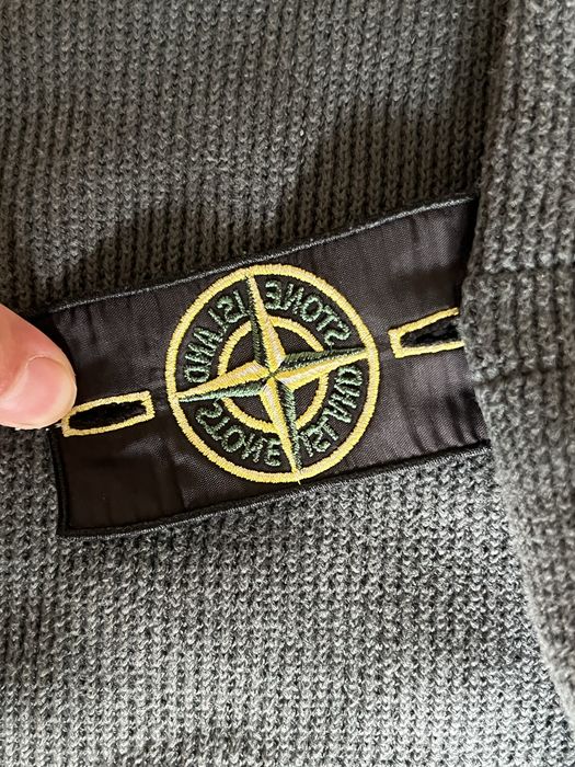 Легкий світер stone island original