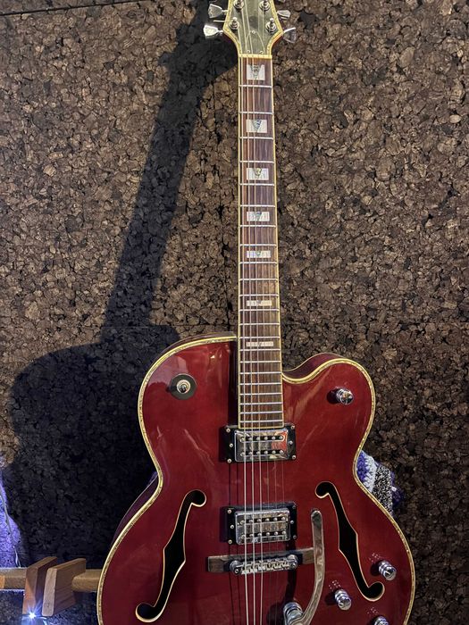 Peavey Rockingham B6 Hollow Body – Bigsby – Cherry
