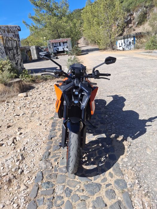KTM DUKE 990 2024