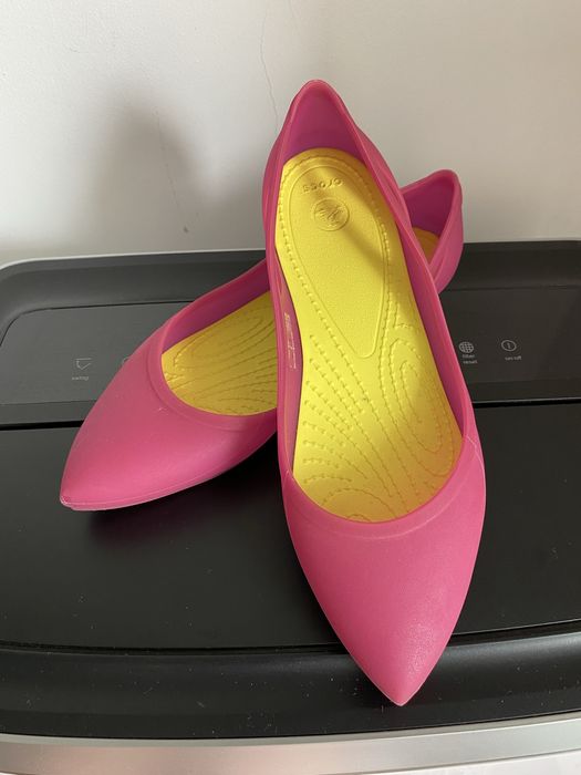 Różowe baleriny Crocs Rio Flat r. 37 W7