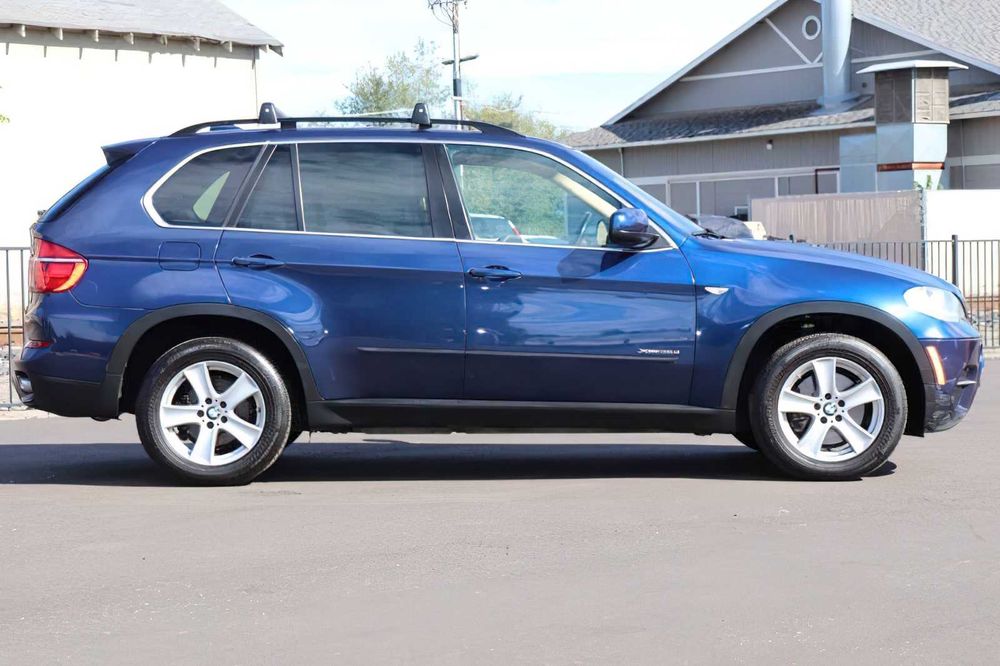 BMW X5 xDrive35d      2013