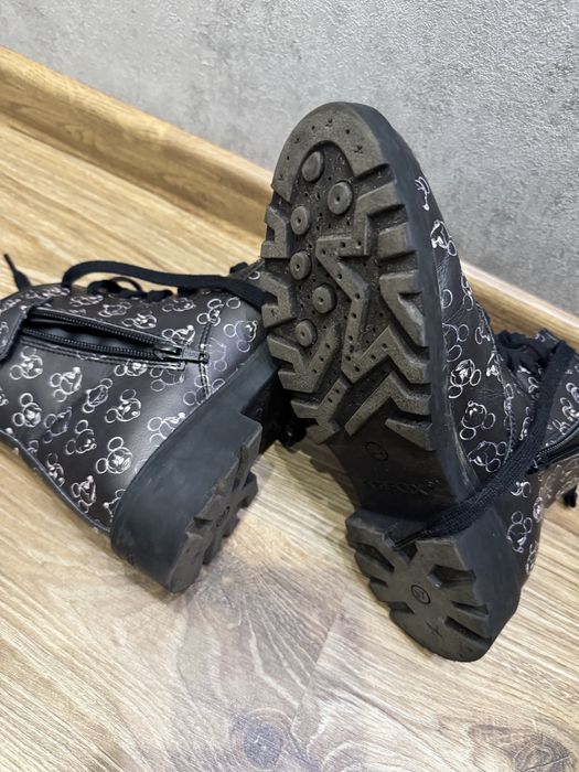 Оригінальні черевики GEOX Respira Disney