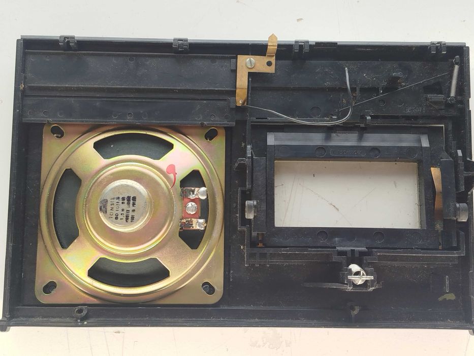 Panel przedni Wilga RM301 z głośnikiem używany bardzo ładny stan