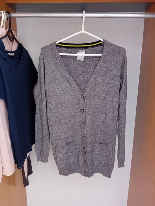 Szary sweterek pull&bear + kilka ubrań damskich S/M
