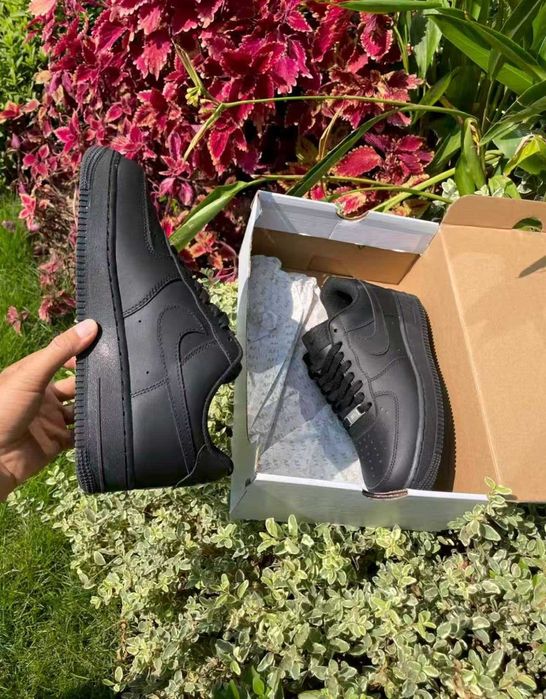Nike Air Force 1 / czarne