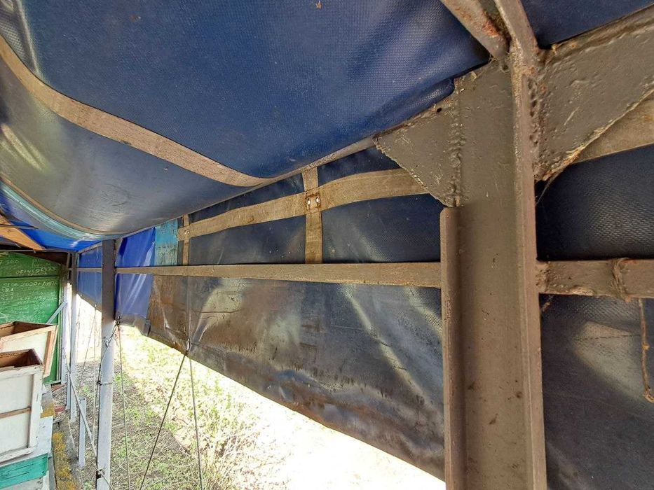 Зареєстрований з номерами Причіп ПАСІЧНИКА на 40 вуликів