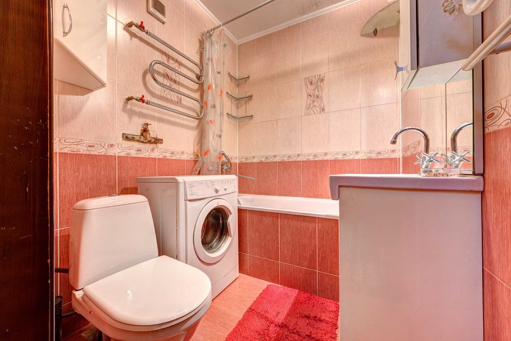 Аренда посуточно трех комнатной квартиры ул Коновальца 29а