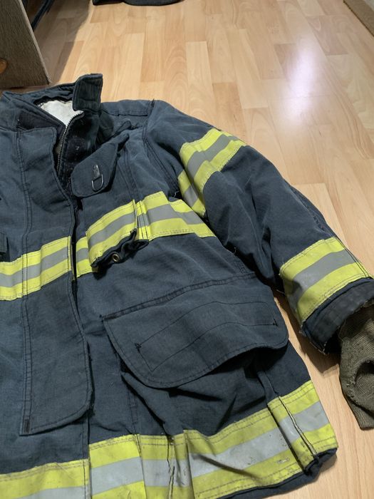 Одежда робочая Для пожарних или высотников