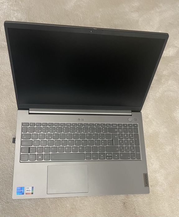 Laptop Lenovo 11th gen intel(r) core(tm) i7 - 1165g7  usado