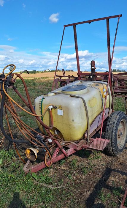 sprzedam maszyny rolnicze