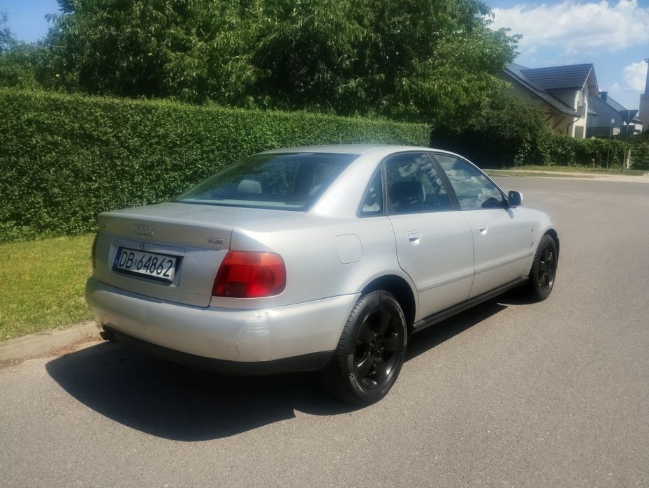 Audi A4 B5 2,6 v6 Super stan