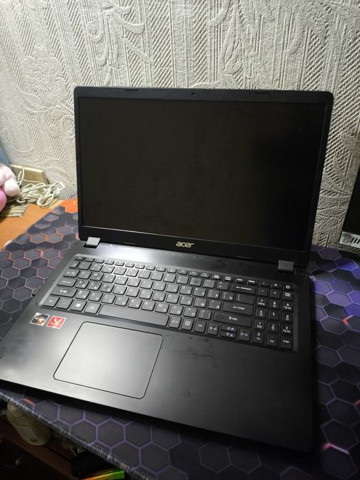 Ноутбук Acer  Ryzen 5 3500U ОЗУ 16гб