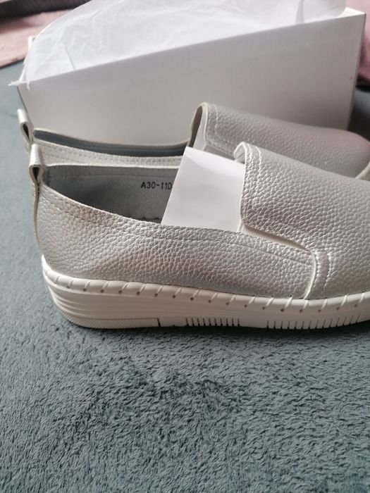 Sprzedam nowe buty