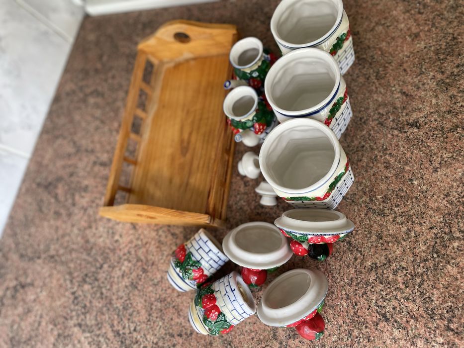 Набір керамічного посуду