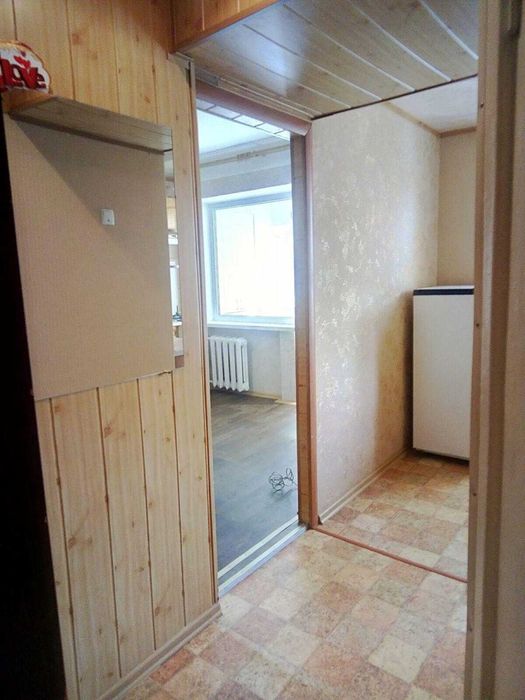 Продаж 1-кімнатної квартири,Правий берег (213-297-223)