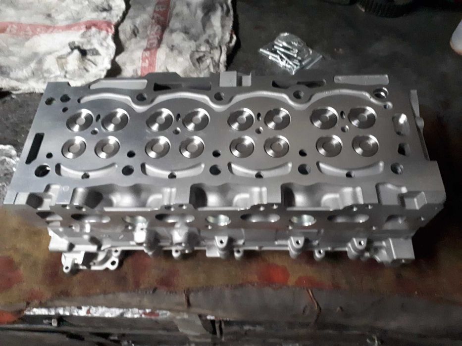 NOWA Głowica Peugeot Expert Citroen Jumpy 2.2 blue hdi 2.0 Traveller