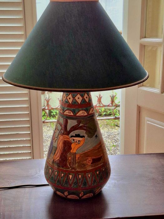 Candeeiro pintado à mão