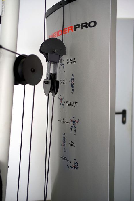 Máquina de musculação Weider Pro 4000 – torre de pesos, 6 estações