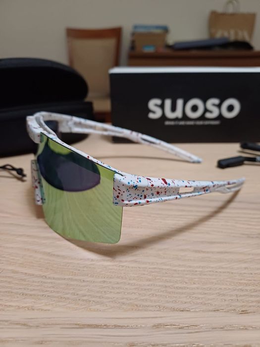 Oculos de sol desportivos