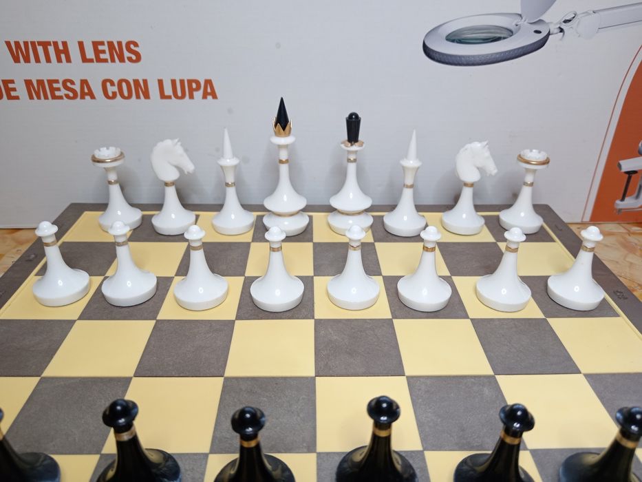 Шахмати "Олімпійські" , дошка 40х40 см