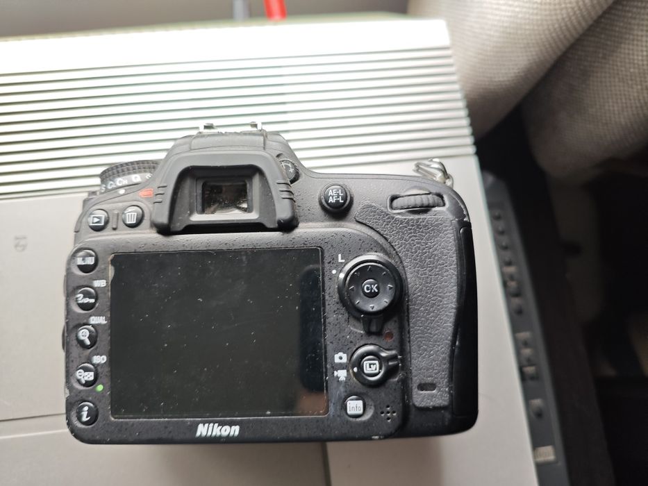 Nikon D7100 - para aproveitar partes.