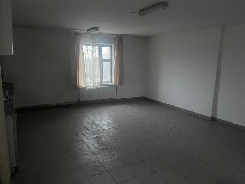 Продам виробниче приміщення, с. Шоломінь