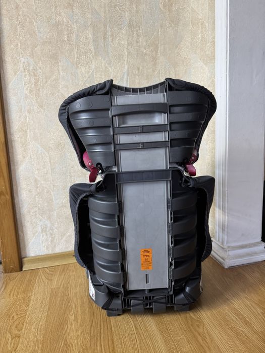 Дитяче автокрісло Britax Romer 3-12 років