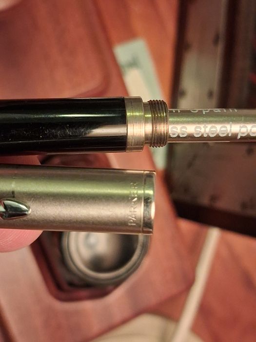Caneta  Esferográfica Parker 51 preta clm tampa de aço