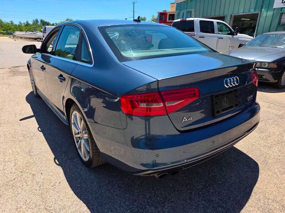 Audi A4 quattro Premium Plus      2015