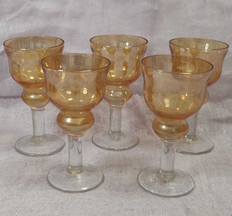 Стаканы , бокалы ,  рюмки
